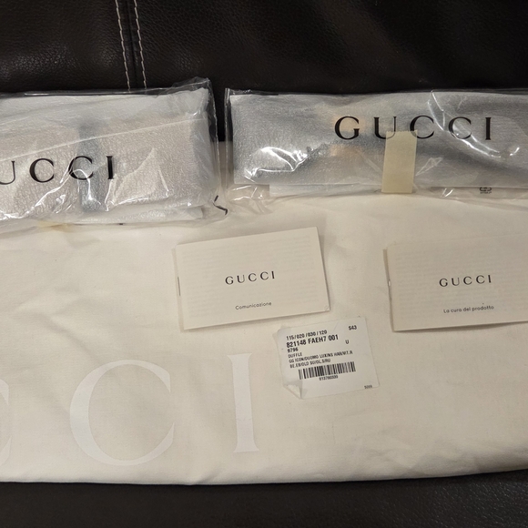 Gucci Jumbo GG Matelassé Duffle Medium Travel Bag - Picture 12 of 12